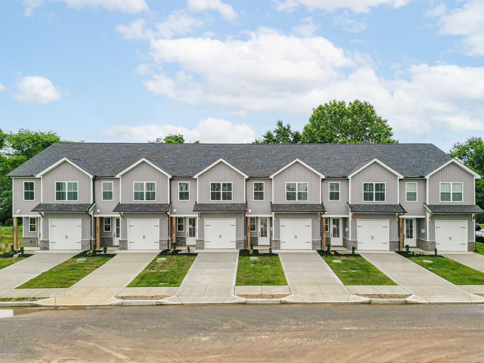 Snowmass new construction townhomes exterior in Halls, TN