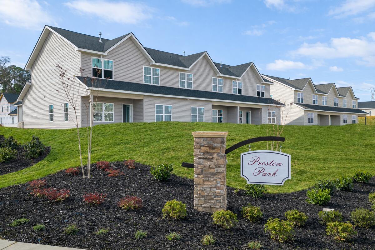 Preston Park townhomes for rent in Maryville, TN